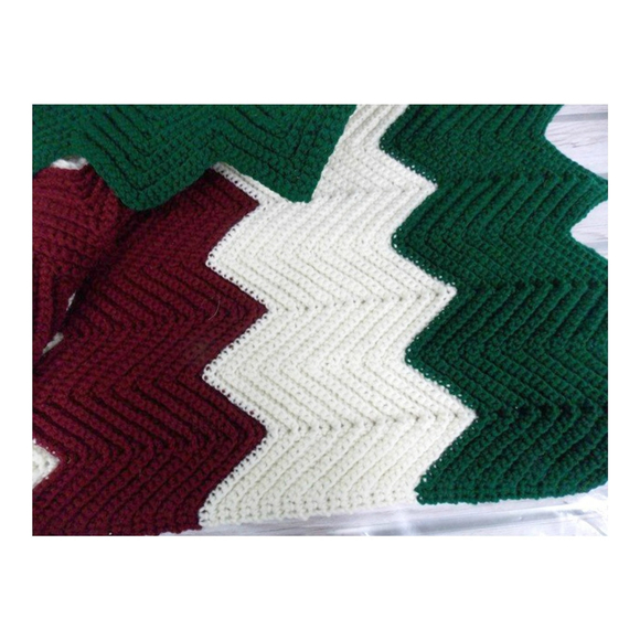 Vintage Handmade Crocheted Zig Zag Afghan, Burgundy and Green. 66" x 58" - Picture 9 of 10